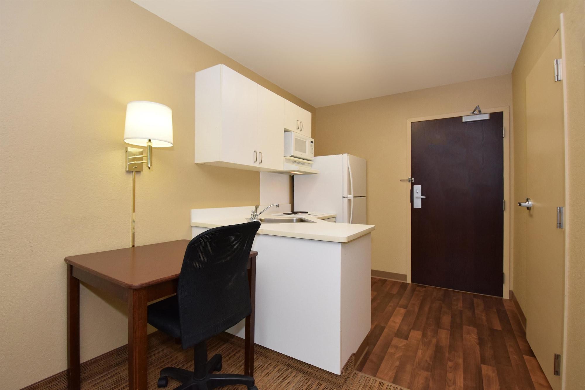 Extended Stay America Suites - Boston - Westborough - Connector Road Buitenkant foto